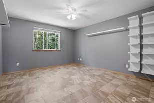 895 NW Pioneer Hill Rd, Poulsbo, WA 98370 - Photo 29