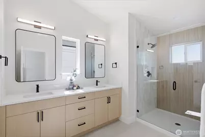 9323 Marcus Avenue S, Seattle, WA 98118 - Photo 27