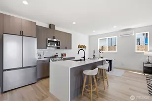 9323 Marcus Ave S, Seattle, WA 98118 - Photo 9