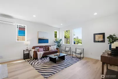 9323 Marcus Avenue S, Seattle, WA 98118 - Photo 3