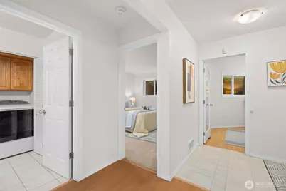 4202 Factoria Blvd SE #D2, Bellevue, WA 98006 - Photo 7