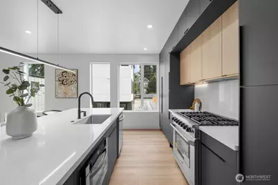 1212 NE 100th Street, Seattle, WA 98125 - Photo 21