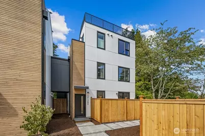 1212 B NE 100th Street, Seattle, WA 98125 - Photo 1