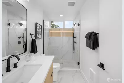 1212 B NE 100th Street, Seattle, WA 98125 - Photo 19