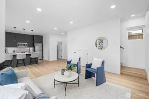 1214 NE 100th St, Seattle, WA 98125 - Photo 13