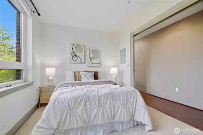 4547 8th Avenue NE #311, Seattle, WA 98105 - Photo 15