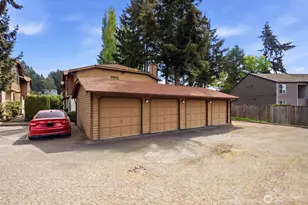 8017 NE 177th Ct, Kenmore, WA 98028 - Photo 1