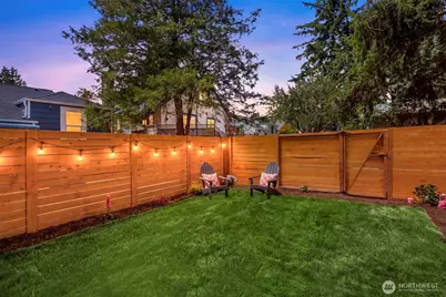 11028 Evanston Avenue N, Seattle, WA 98133 - Photo 19