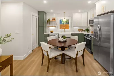 11028 Evanston Avenue N, Seattle, WA 98133 - Photo 5