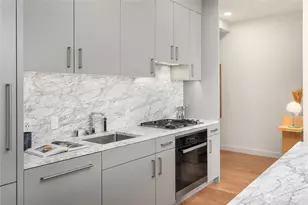 121 Stewart St, Seattle, WA 98101 - Photo 11