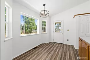 18303 Ivan St SW, Rochester, WA 98579 - Photo 17