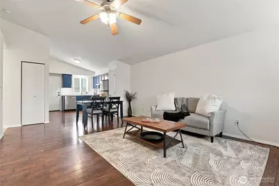 4704 60th Drive NE, Marysville, WA 98270 - Photo 3