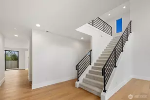 7607 NE 198th Ct, Kenmore, WA 98028 - Photo 7