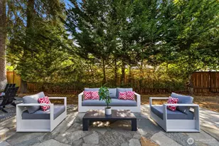 4215 Island Crest Way, Mercer Island, WA 98040 - Photo 37