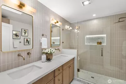 4215 Island Crest Way, Mercer Island, WA 98040 - Photo 23