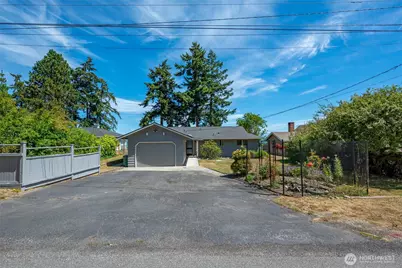 344 Marine Drive, Coupeville, WA 98239 - Photo 11