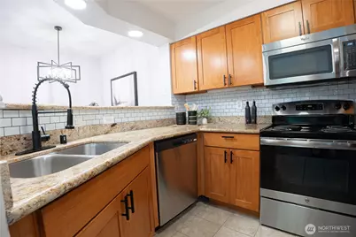 15300 112th Avenue NE #B108, Bothell, WA 98011 - Photo 7