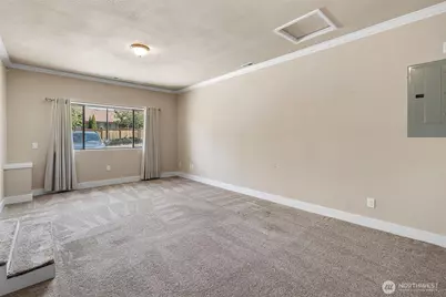 4708 Alameda Avenue W, University Place, WA 98466 - Photo 11