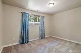4708 Alameda Ave W, University Place, WA 98466 - Photo 17