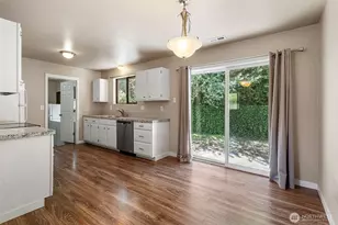 4708 Alameda Ave W, University Place, WA 98466 - Photo 5
