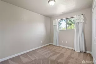 4708 Alameda Ave W, University Place, WA 98466 - Photo 15