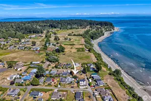 1992 Holiday Ln, Point Roberts, WA 98281 - Photo 25