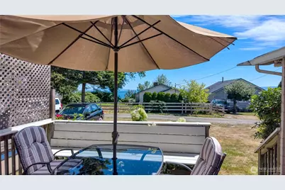 1992 Holiday Lane, Point Roberts, WA 98281 - Photo 23