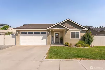 2157 Maryhill St SE, East Wenatchee, WA 98802 - Photo 1