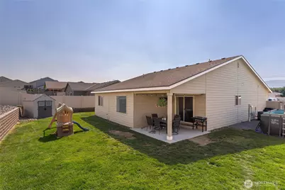 2157 Maryhill St SE, East Wenatchee, WA 98802 - Photo 17