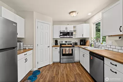 18102 Big Fir Court SE, Yelm, WA 98597 - Photo 11