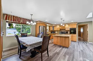 12820 SE 172nd St, Renton, WA 98058 - Photo 11