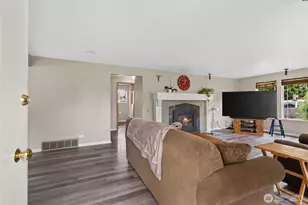 12820 SE 172nd St, Renton, WA 98058 - Photo 5