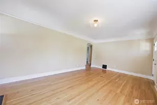 5811 S Sheridan Ave, Tacoma, WA 98408 - Photo 11