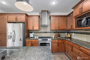 1382 Chelssea Walk NE, Issaquah, WA 98029 - Photo 7