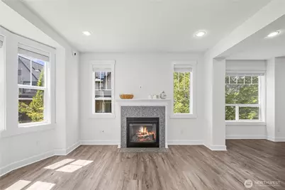 1382 Chelssea Walk NE, Issaquah, WA 98029 - Photo 15