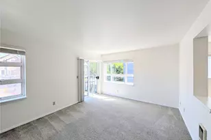 5261 Brooklyn Ave NE, Seattle, WA 98105 - Photo 5