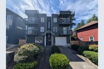 5261 Brooklyn Avenue NE #202, Seattle, WA 98105 - Photo 1