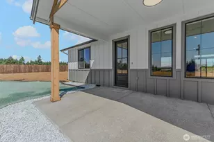457 Antrim Rd, Winlock, WA 98596 - Photo 3