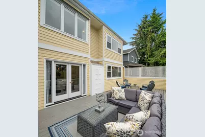 822 W Fulton Street, Seattle, WA 98119 - Photo 37