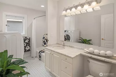 822 W Fulton Street, Seattle, WA 98119 - Photo 25