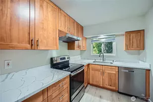 4711 Sand Point Way NE, Seattle, WA 98105 - Photo 9
