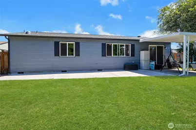 128 Glacier Avenue S, Pacific, WA 98047 - Photo 21