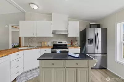 10601 63rd Street Court E #60, Puyallup, WA 98372 - Photo 11