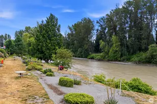 10601 63rd St Ct E, Puyallup, WA 98372 - Photo 3