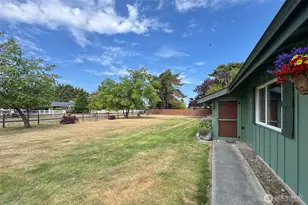 870 Thorton Dr, Sequim, WA 98382 - Photo 37
