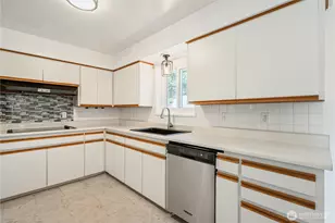 3118 Maple St, Longview, WA 98632 - Photo 9