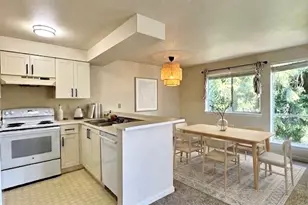 12026 15th Ave NE, Seattle, WA 98125 - Photo 15