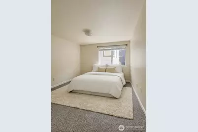 12026 15th Avenue NE #304, Seattle, WA 98125 - Photo 7