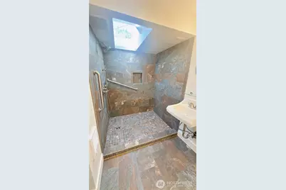 1470 Grant Street, Bellingham, WA 98225 - Photo 9