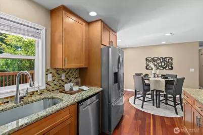 3205 NE 204th Street, Lake Forest Park, WA 98155 - Photo 5